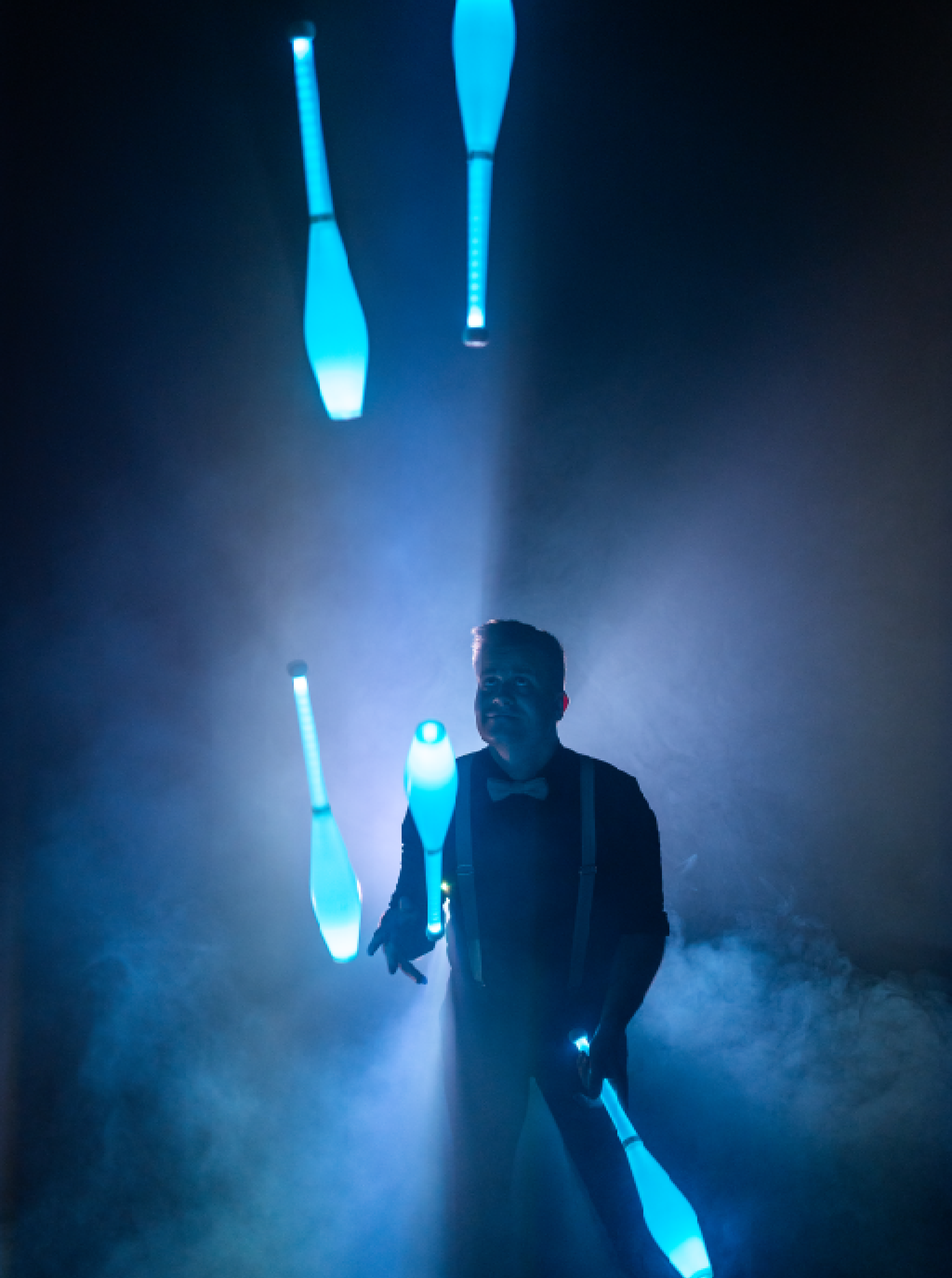 Daniel Juggling outdoors